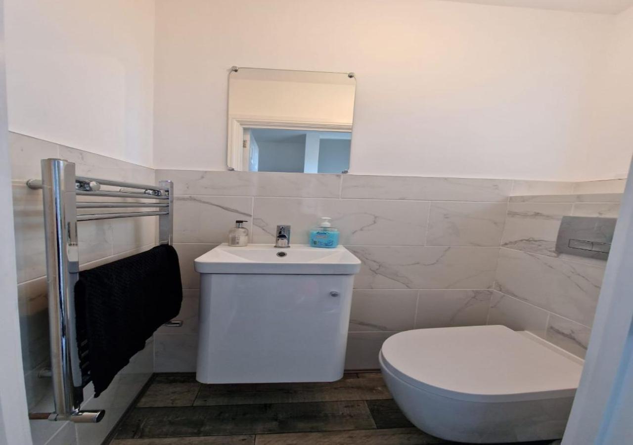 Private Room In London Enfield With Parking Exteriér fotografie
