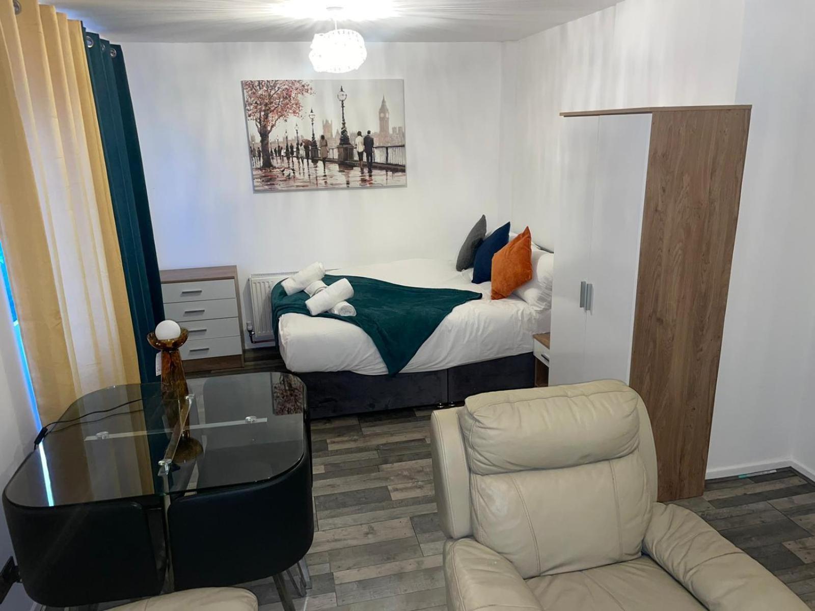 Private Room In London Enfield With Parking Exteriér fotografie